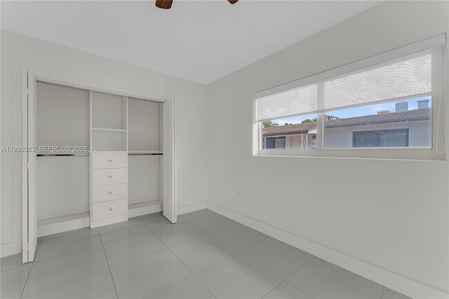 Building Photo - 5271 NW 5th St