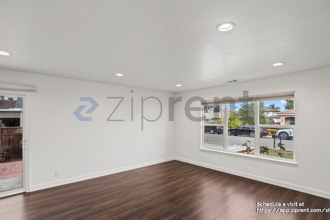 Building Photo - 10173 Santa Clara Ave