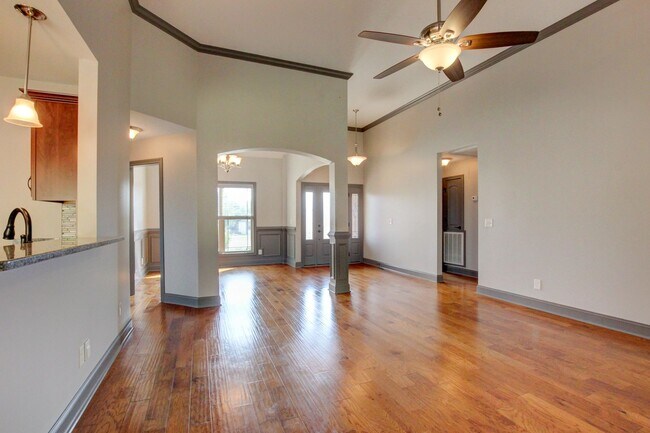 Building Photo - Sango Special.  Exit 11 Special