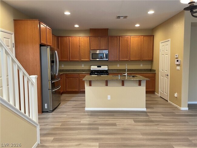 Building Photo - 8620 Rowland Bluff Ave