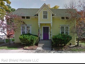 Building Photo - 118 College Pl