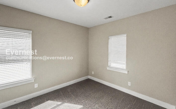 Building Photo - 5860 Cheshire Cove Trail