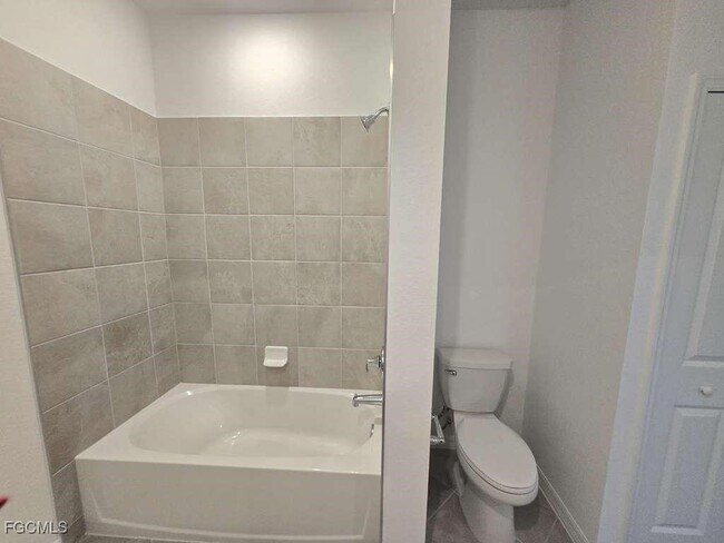 Building Photo - 14947 White Pearl Rd