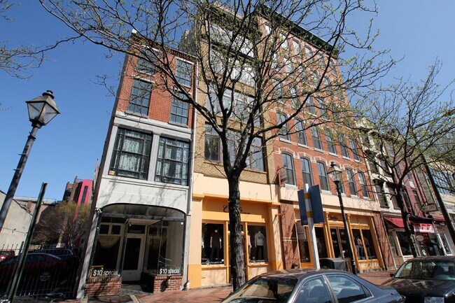 Building Photo - 239 Market St