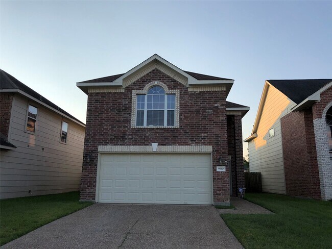 Building Photo - 9110 Prairie Trails Dr
