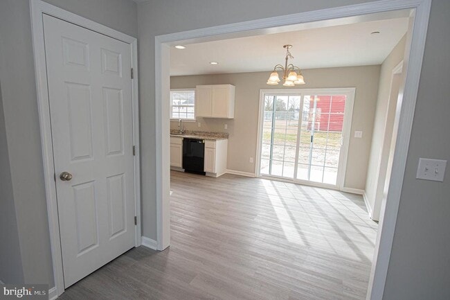 Building Photo - 241 Morgans Ct