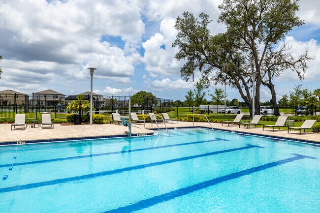 Building Photo - 13011 Pennybrook Dr