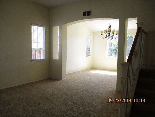 Building Photo - 31419 Orchard Ln