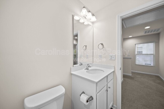 Building Photo - 711 Lackey St