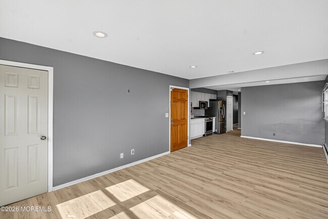 Building Photo - 217 Orange Ave