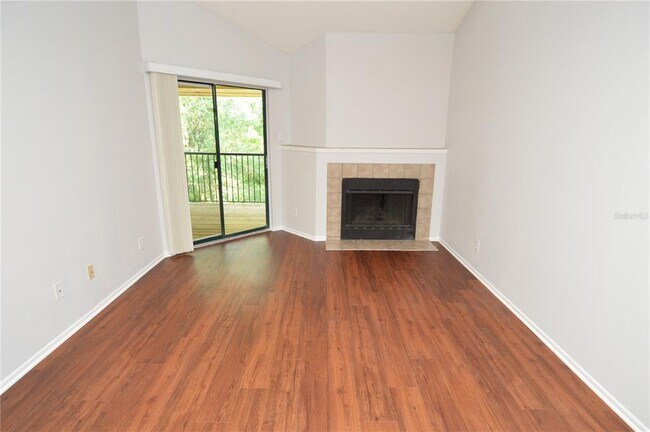 Building Photo - 8630 Mallard Reserve Dr