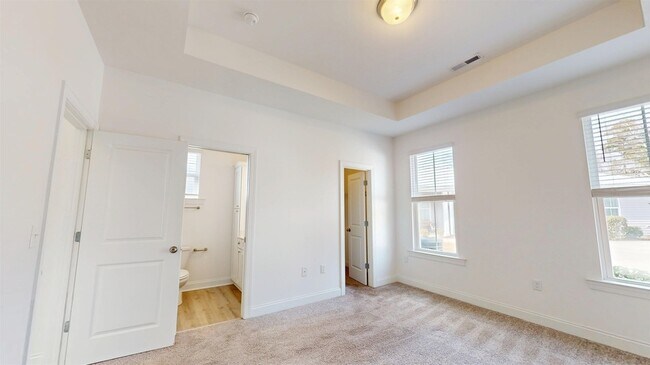 Building Photo - 24 Wimbledon Ct