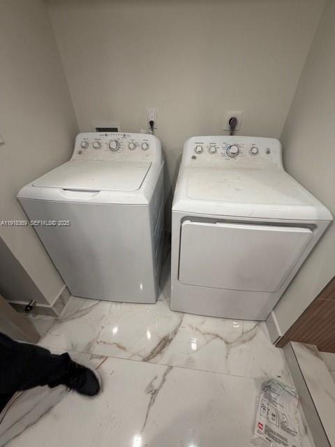 Building Photo - 19707 Turnberry Way