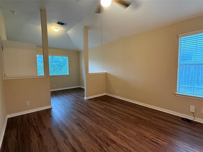 Building Photo - 25 Azalea Dr