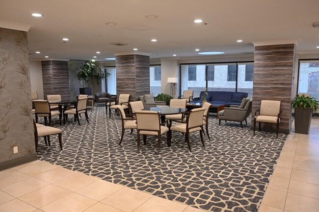 Building Photo - 48 W 300 S