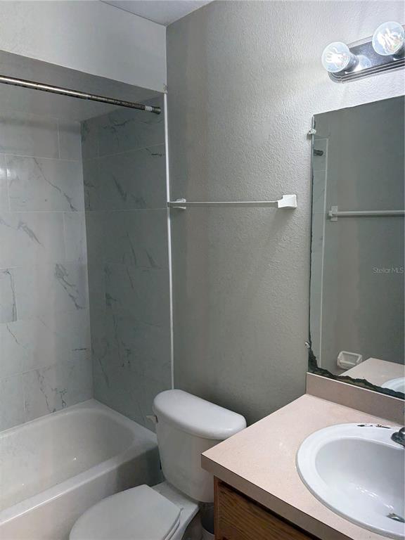 Building Photo - 3249 Cottonwood Ct