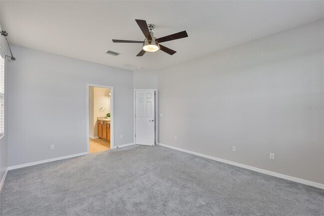 Building Photo - 813 Seminole Sky Dr