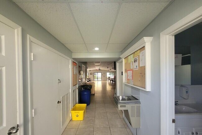 Building Photo - 3626 La Mar Ct