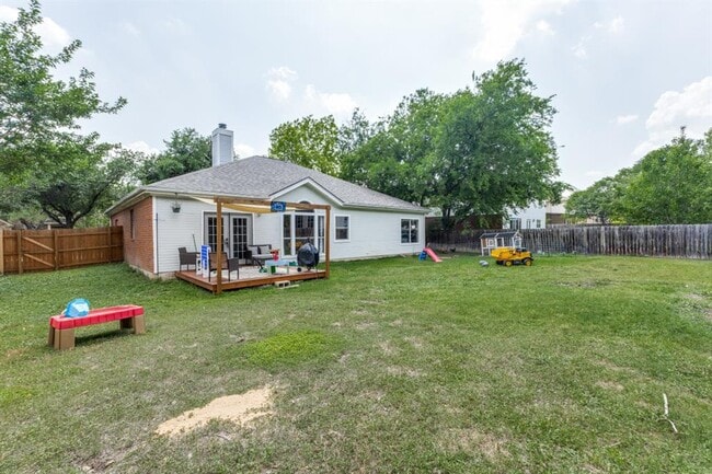 Building Photo - 6614 Bramber Ln