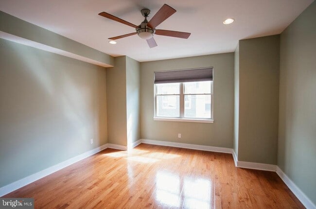 Building Photo - 1727 Annin St