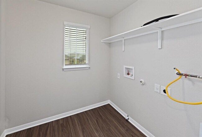 Building Photo - 437 Otto Ave