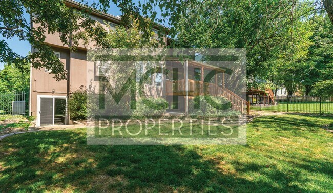 Building Photo - 5909 W 153rd Terrace