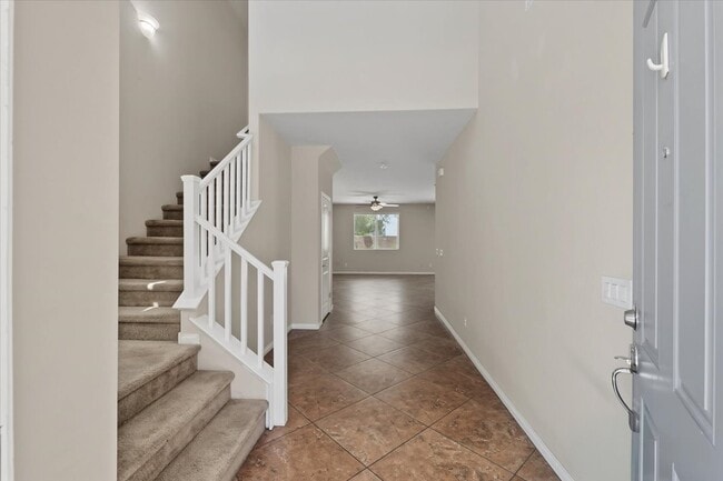 Building Photo - 10429 Deer Heights St