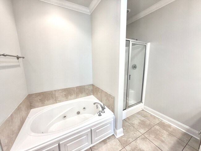 Building Photo - 7704 Ibiza Dr