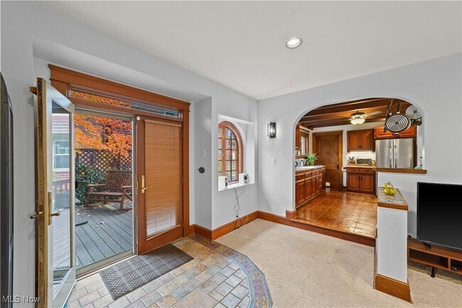 Building Photo - 19 4th