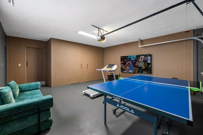 Building Photo - 10366 NW 15th St