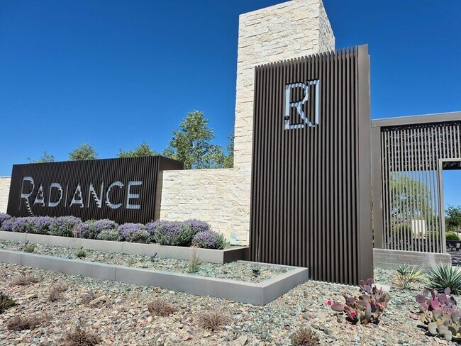 Building Photo - 3375 W Stanton Ave