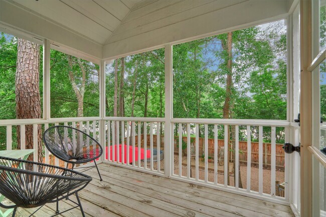 Building Photo - 38 E Gaslight Pl