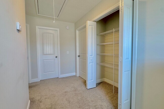 Building Photo - AVAILABLE NOW! (One Pet Maximum)