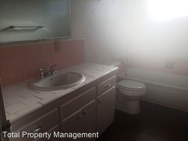 Building Photo - 3 br, 2 bath House - 946 Cardoza Dr