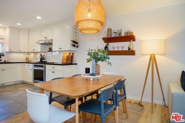 Building Photo - 8130 Redlands St