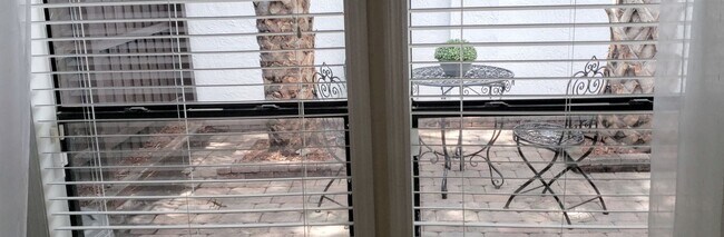 Building Photo - Beautiful  Furnished 1/1 condo x Rent  in Winter Park Next to Full Sail University !
