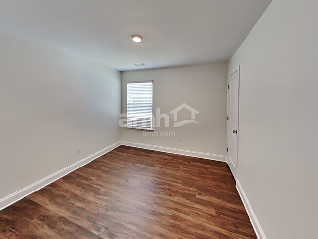 Building Photo - 11009 Hazel Gardens Drive