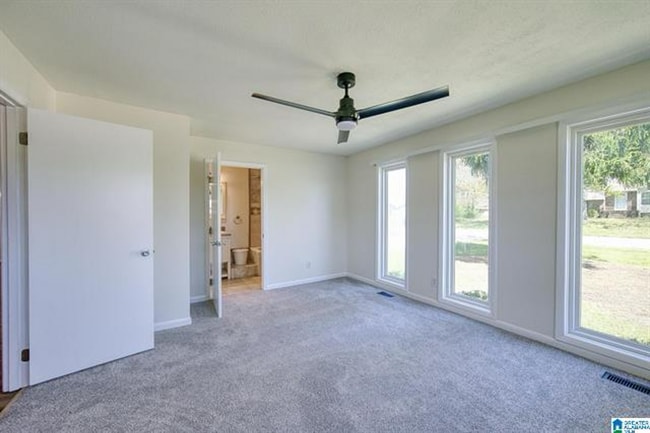 Building Photo - 1911 Glen Davis Ln