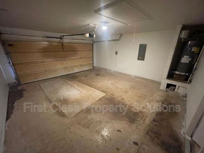 Building Photo - 11237 NW 97th St