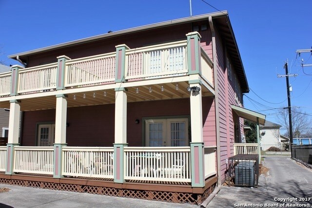 Building Photo - 810 E Ashby Pl