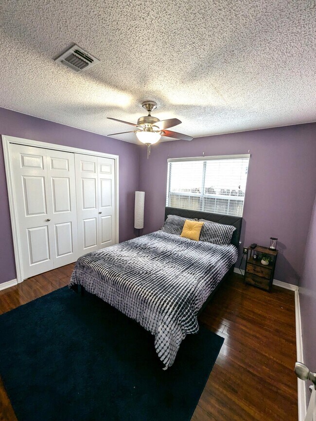 Building Photo - 431 Sandy Ridge Cir