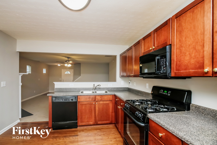 Building Photo - 363 Topaz Dr