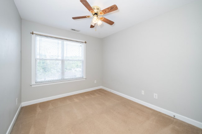 Building Photo - 4807 Landover Charge Ln