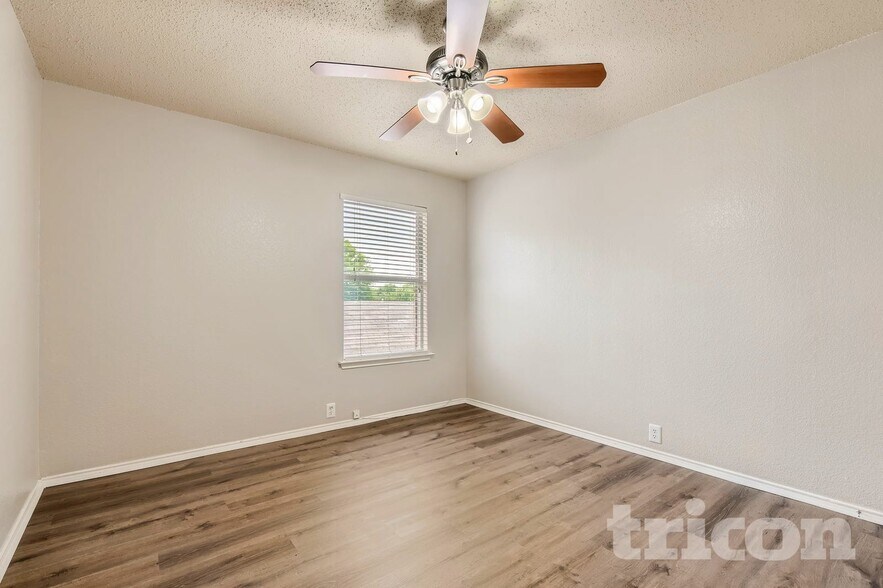 Building Photo - 821 Stafford Station Dr