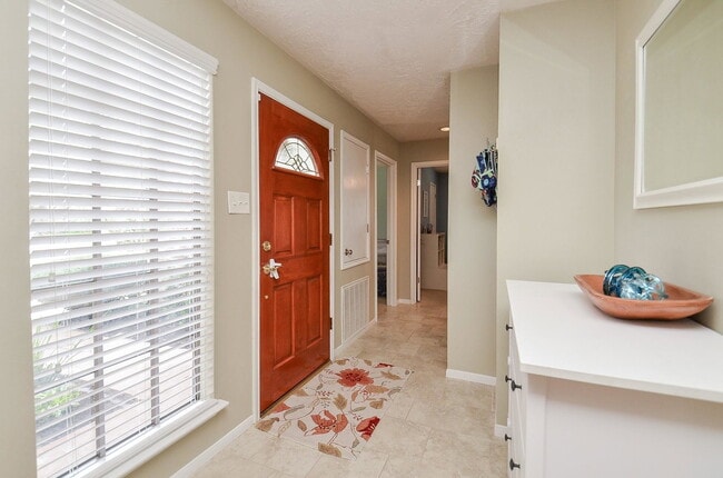 Building Photo - Echo Ridge, Sugar Land, TX 77478 - 3 BR 2 BA single-family home