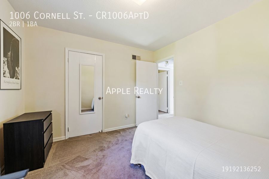 Building Photo - 1006 Cornell St