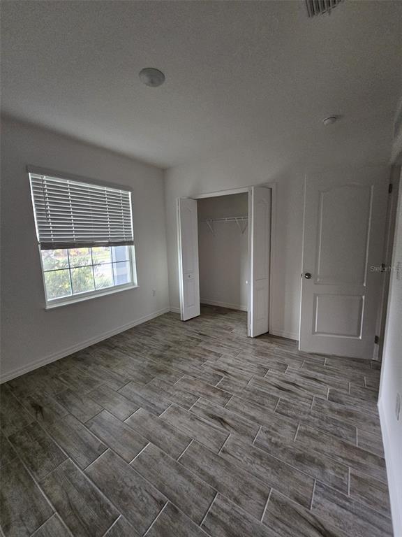 Building Photo - 1408 Oak Marsh St