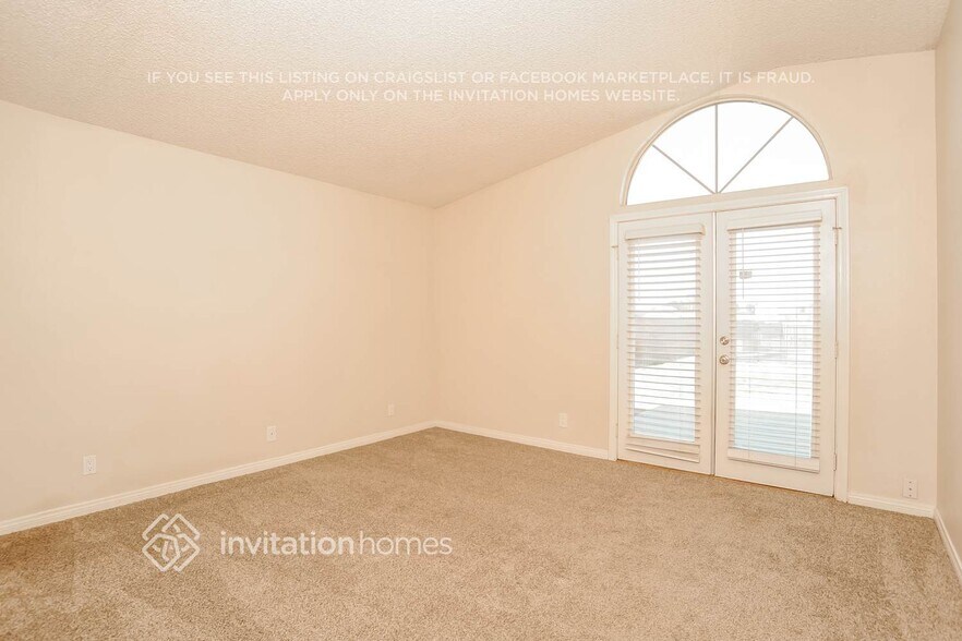 Building Photo - 4763 W Ave L8