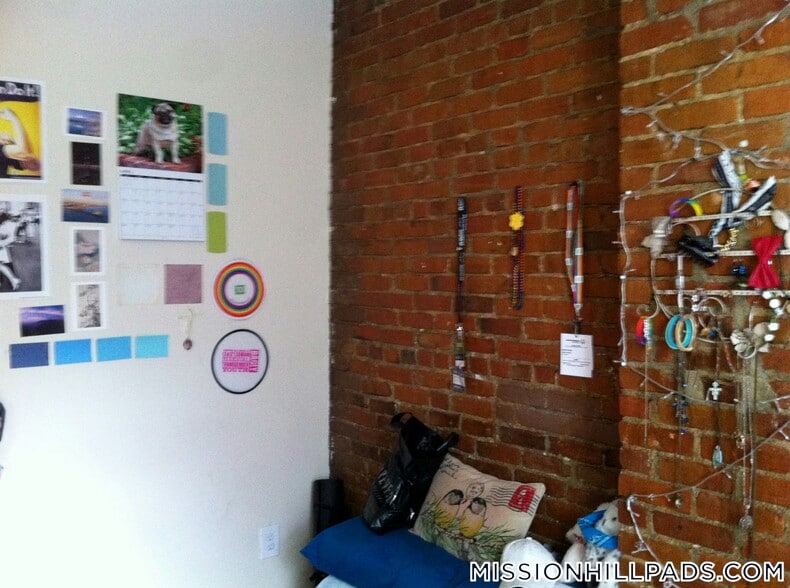 Building Photo - 894 Huntington Ave