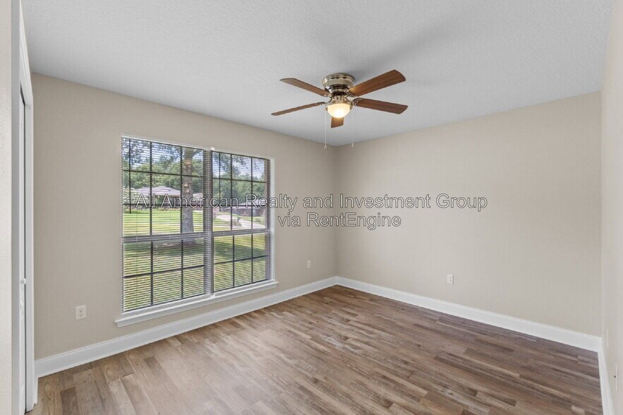 Building Photo - 6255 Bullet Dr